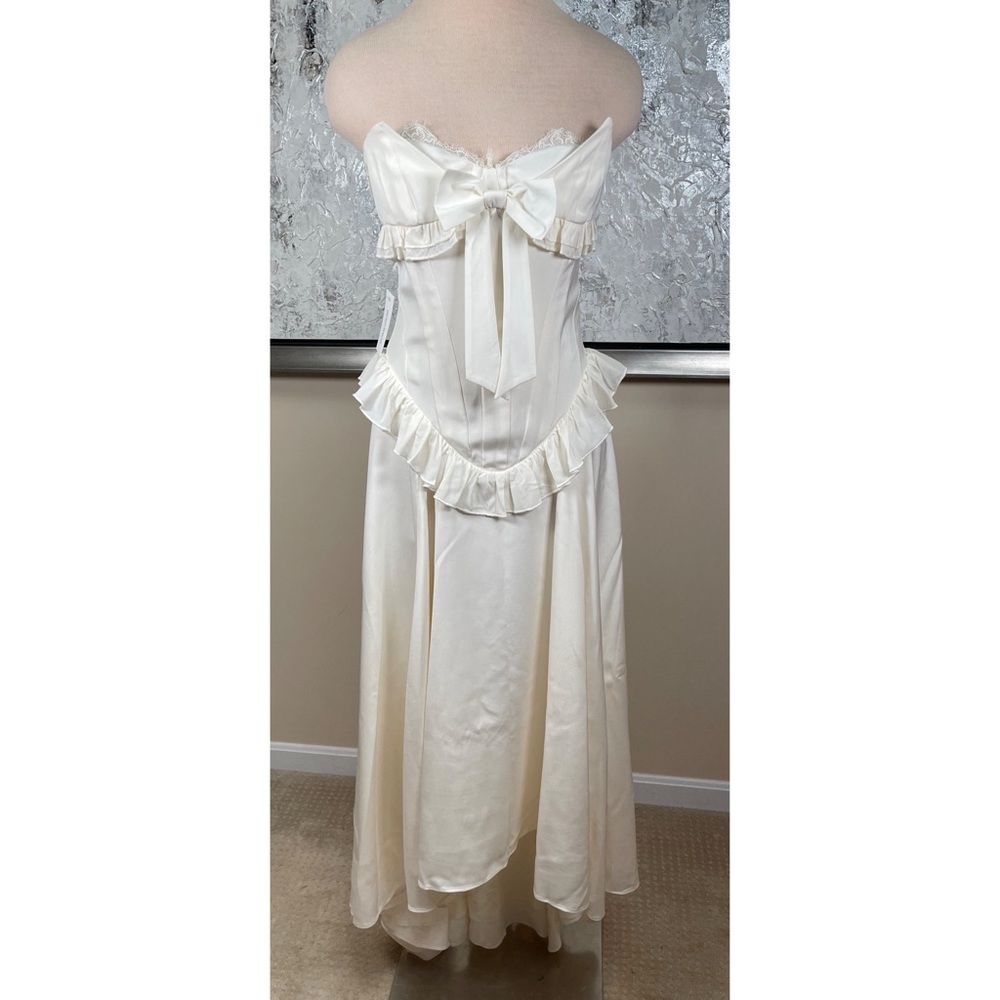 FOR LOVE & LEMONS Harmony Strapless Corset Ruffle Bow White Maxi Dress Size 8 - Picture 4 of 9